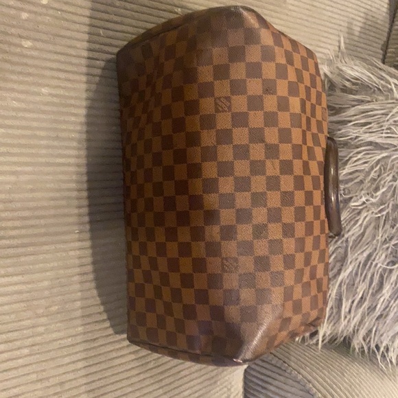 Authentic Louis Vuitton Speedy 35 Damier - Picture 9 of 9